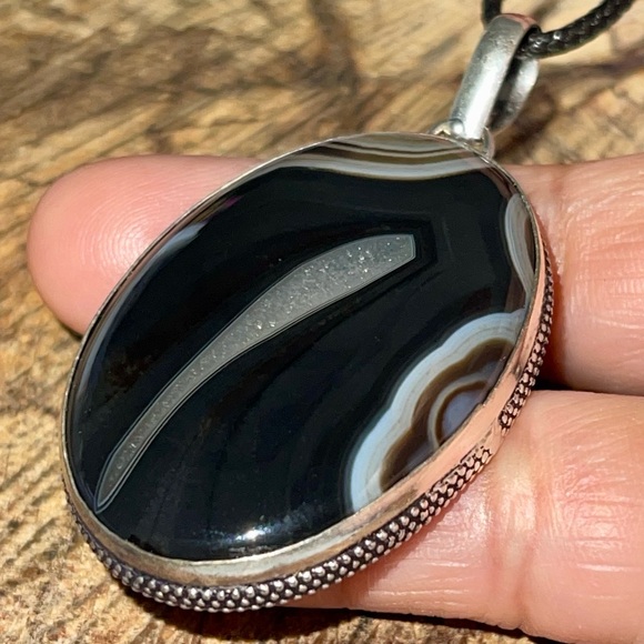 Dark Botswana Agate Pendant - Picture 3 of 11